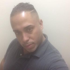 Meet your Posher, Javier